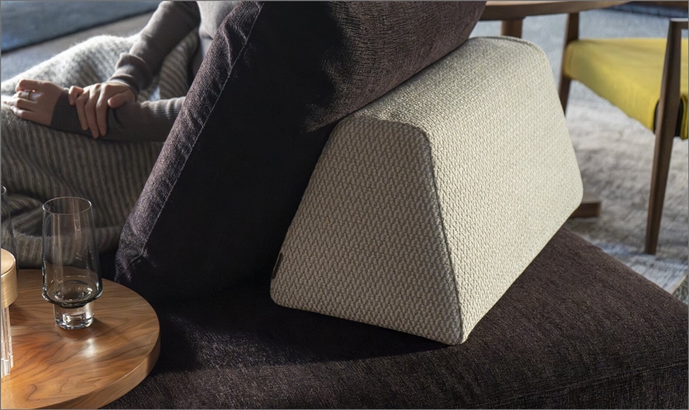 マウントクッション