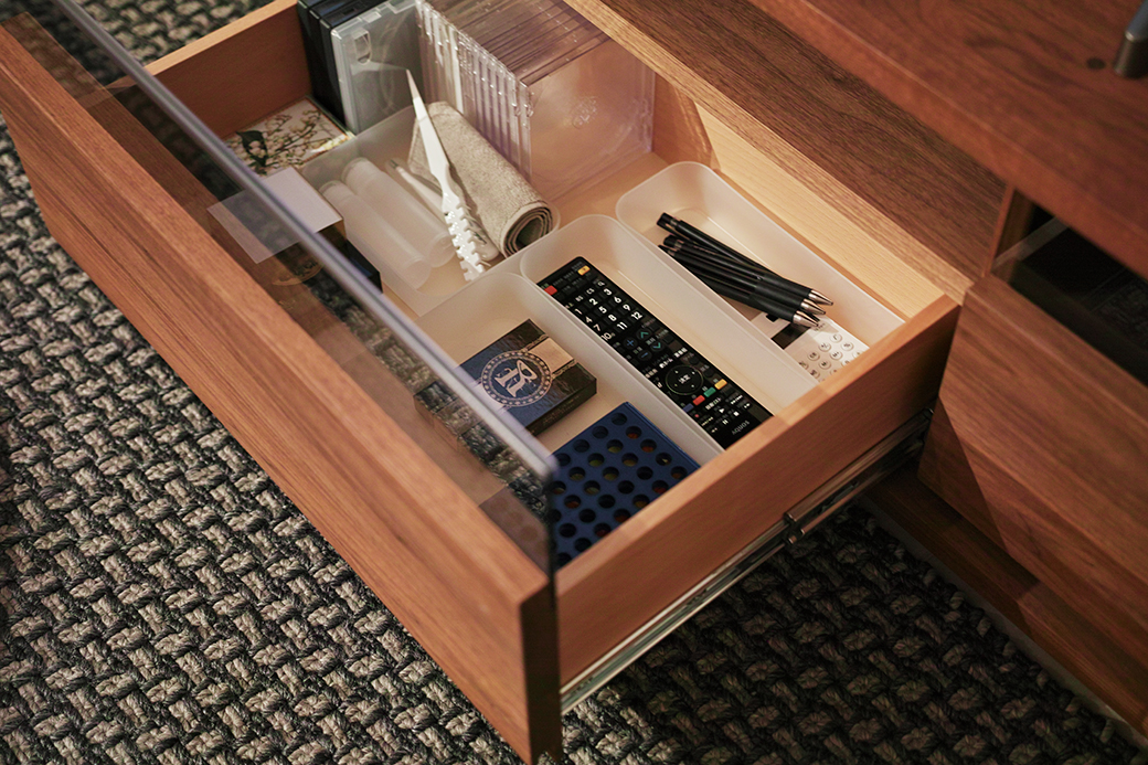 テレビ台２