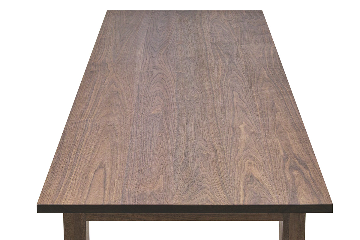 無垢材テーブルの木目の美しさを伝えるイメージ