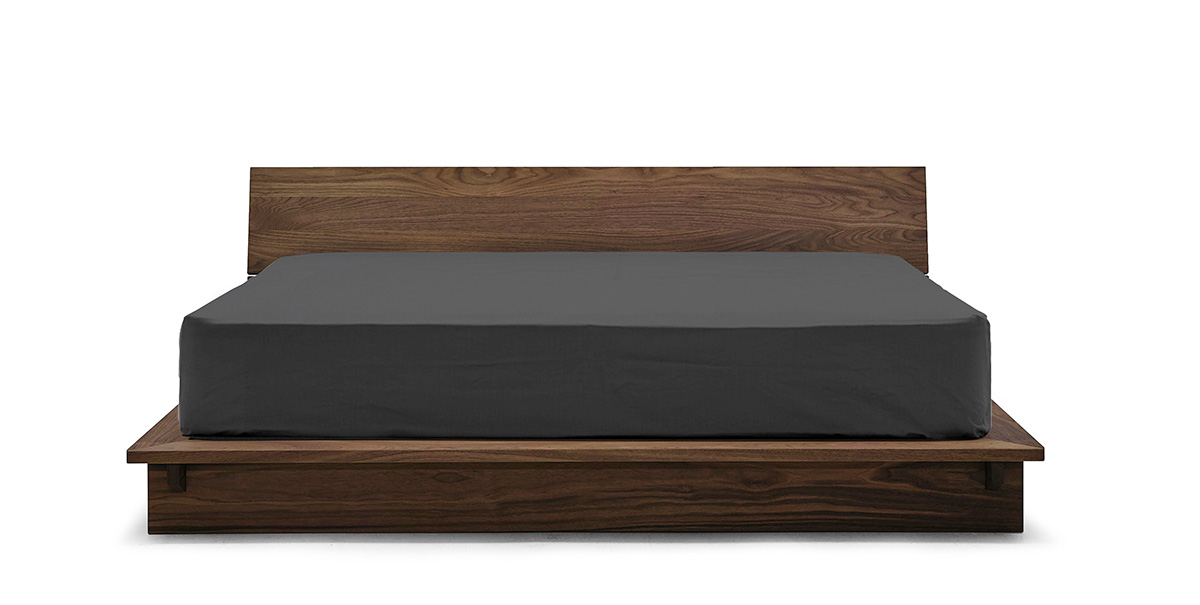 シンプルで普遍的なベッドのデザイン