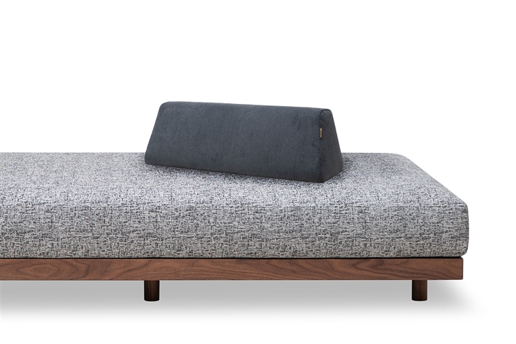 マスターウォールの置き型クッション「マウントクッション」のイメージ