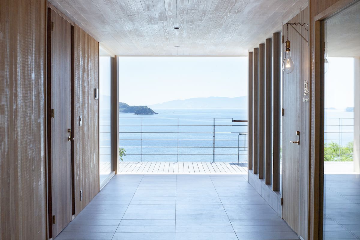 七二七inlet │nafuna-inlet / NEWS / マスターウォール