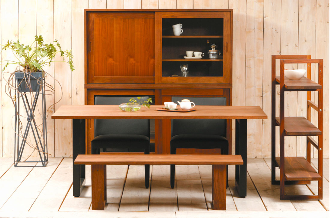 ワイルドウッド ダイニングテーブル