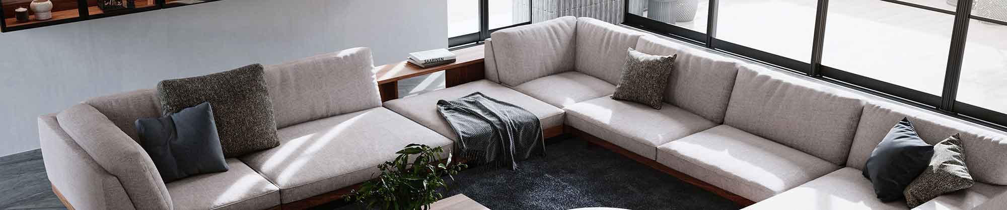 MONTELO 3人掛け カウチ (オレンジ色) 3人掛けソファの通販 / 家具