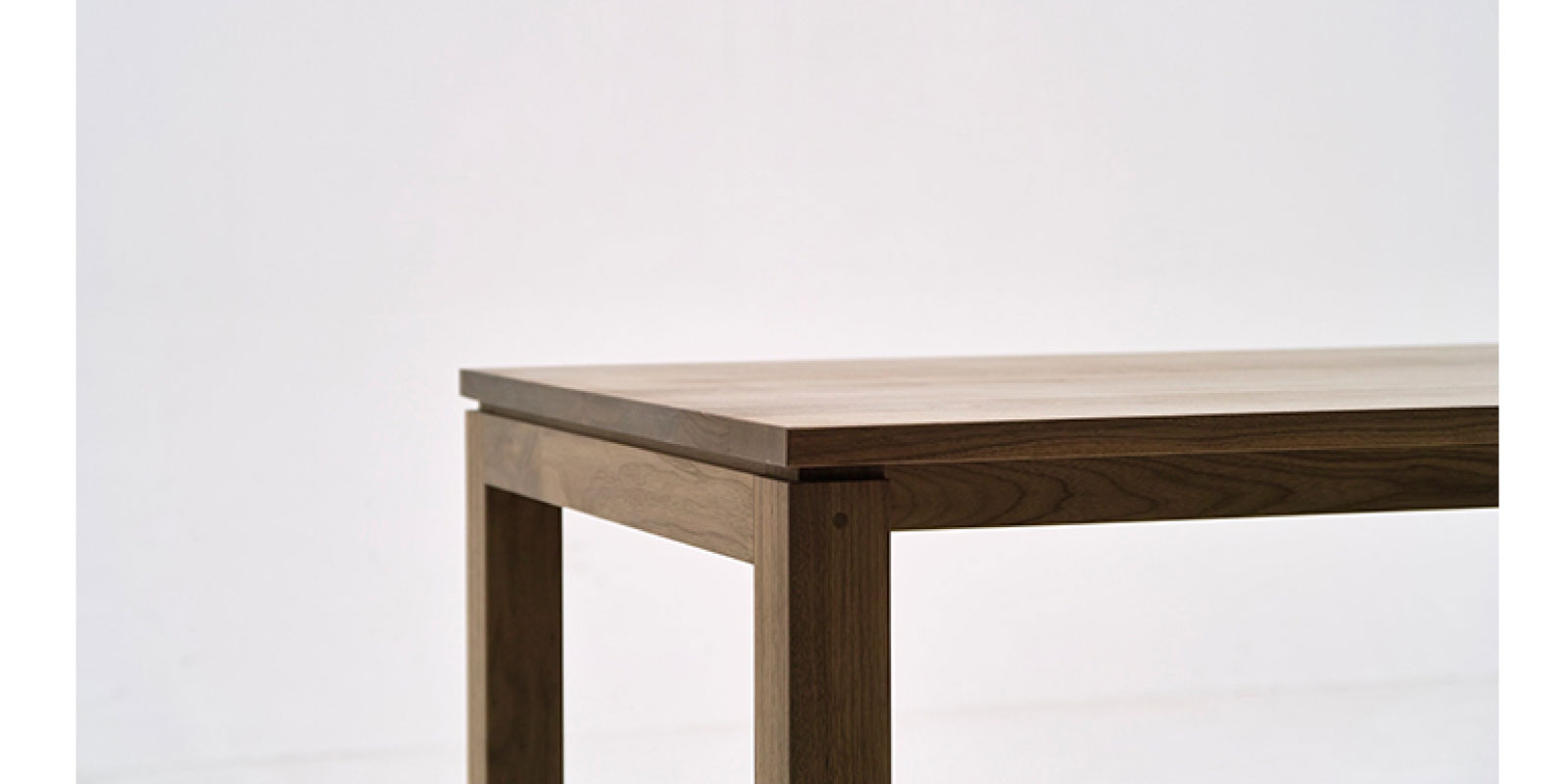 UNION DINING TABLE(W100cm x D100cm): テーブル｜マスターウォール 