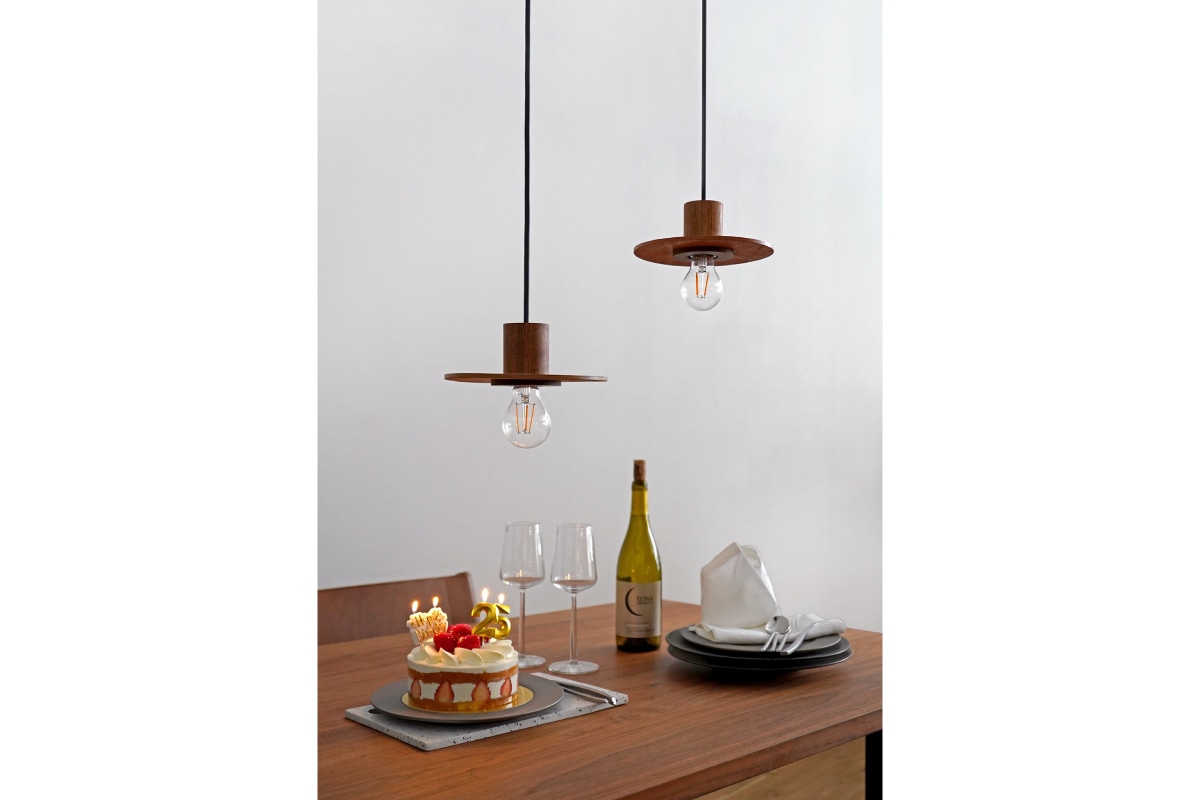 25th WILDWOOD DINING TABLE(幅 160cm × 奥行 84.5cm)の通販  