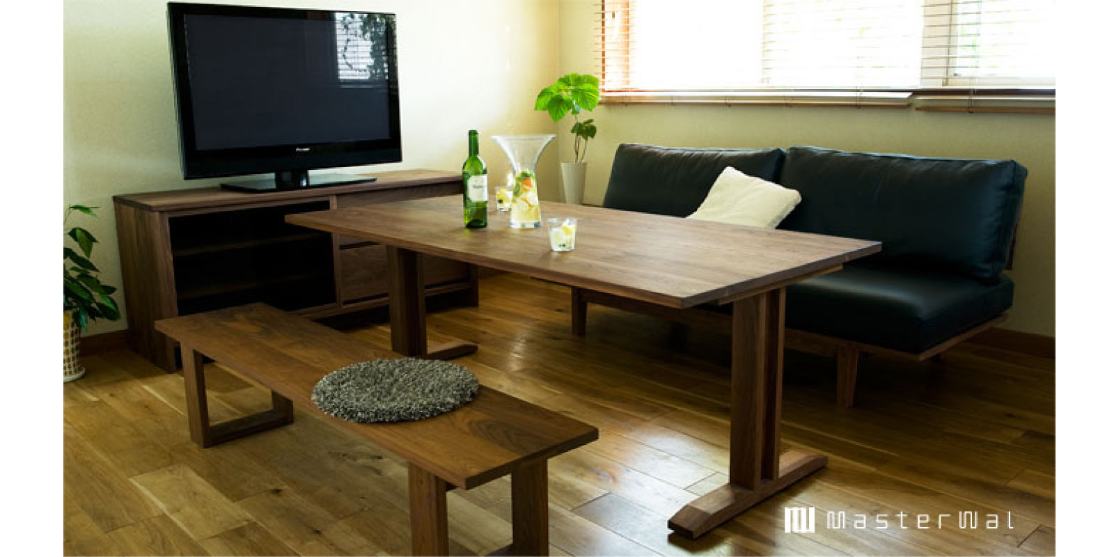 マスターウォール公式 / RITZ LOW DINING TABLE(W140cm × D80cm): テーブル