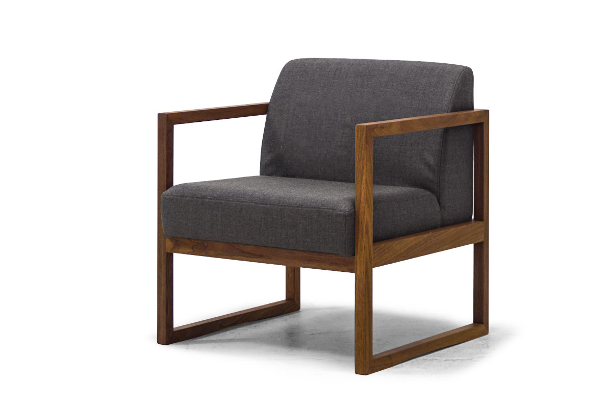 ＭａｓｔｅｒＷａｌ　マスターウォール　チェア　椅子　ブラウン／ブラック　１ R42 LOUNGE CHAIRの通販 / マスターウォール