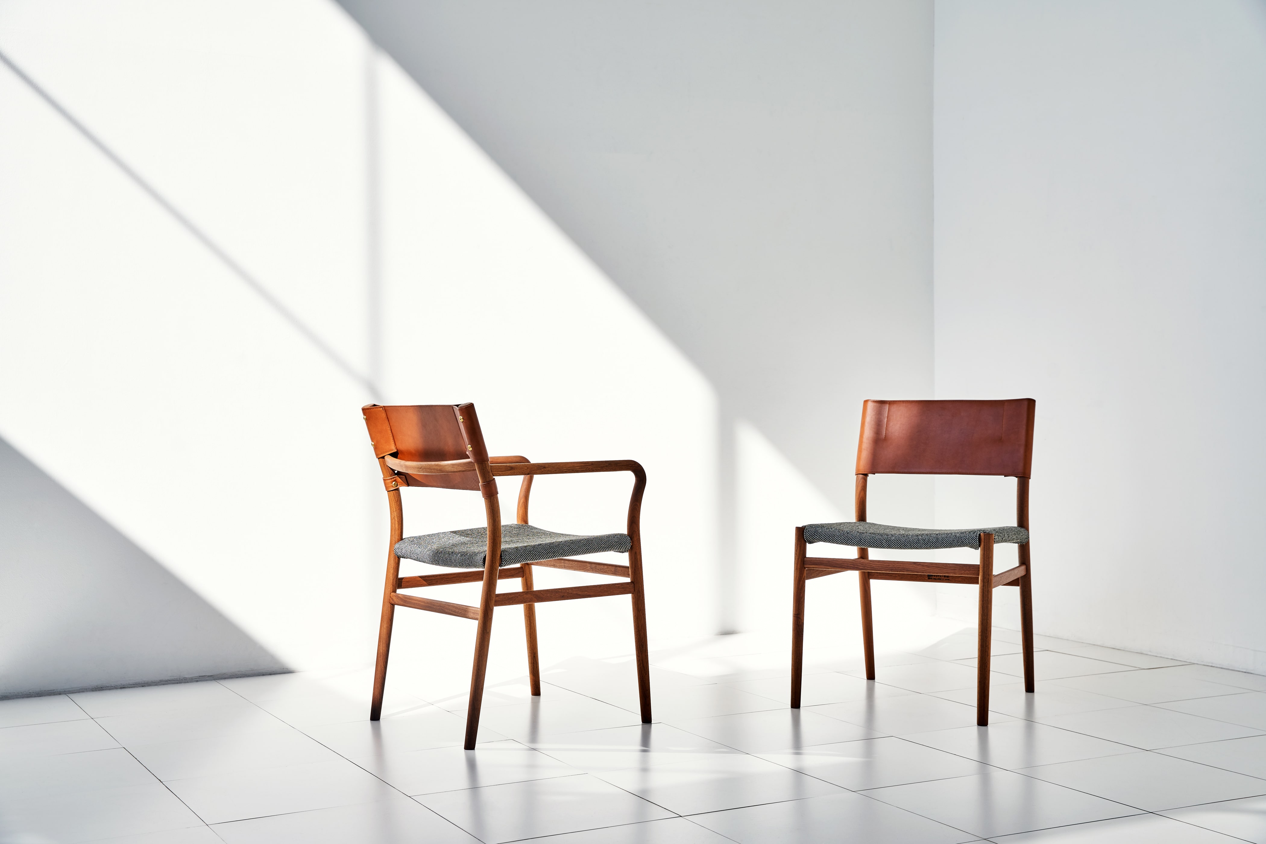 YU UC3 DINING CHAIR