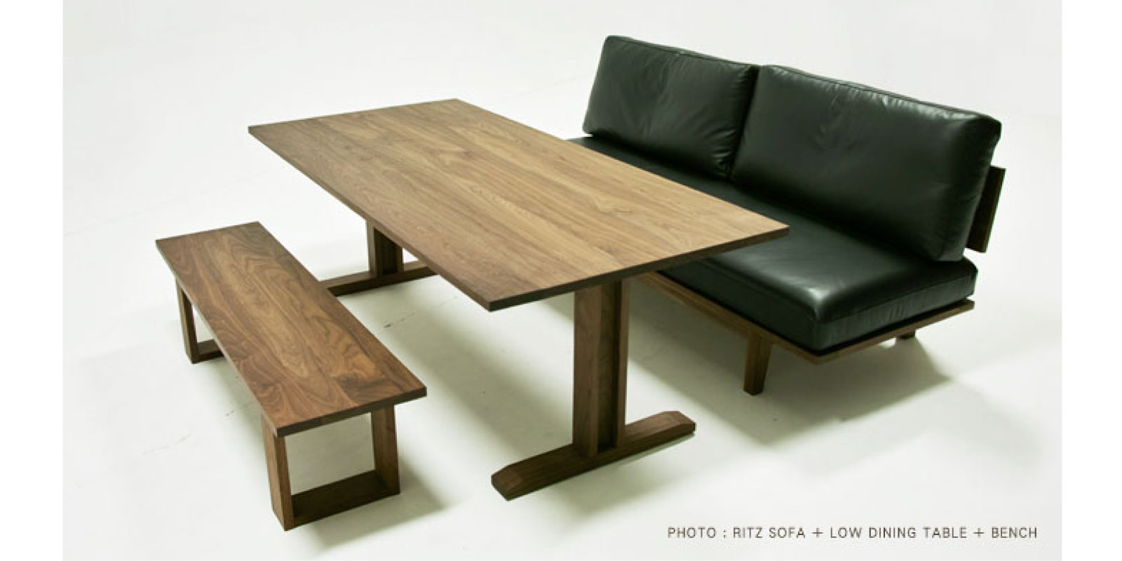 マスターウォール公式 / RITZ LOW DINING TABLE(W140cm × D80cm): テーブル