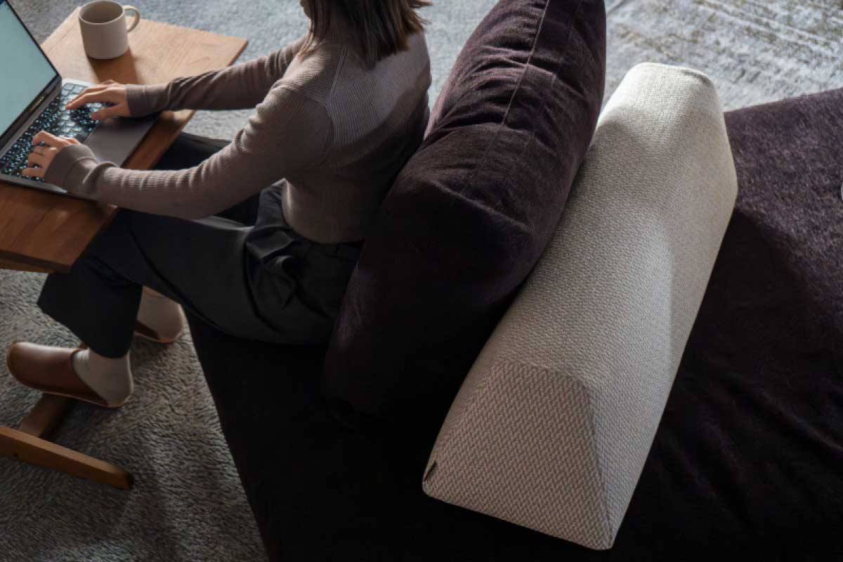 MOUNT CUSHION W90 × D30 × H30cm