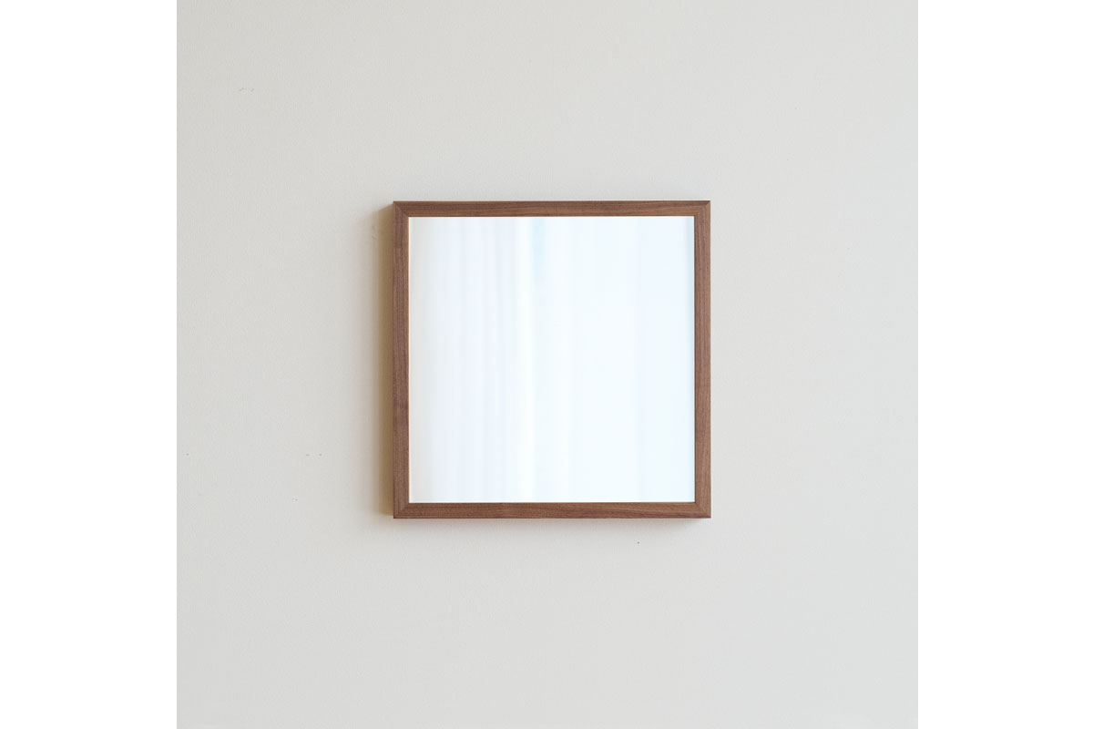 DENTO | MIRROR SANO 42×42