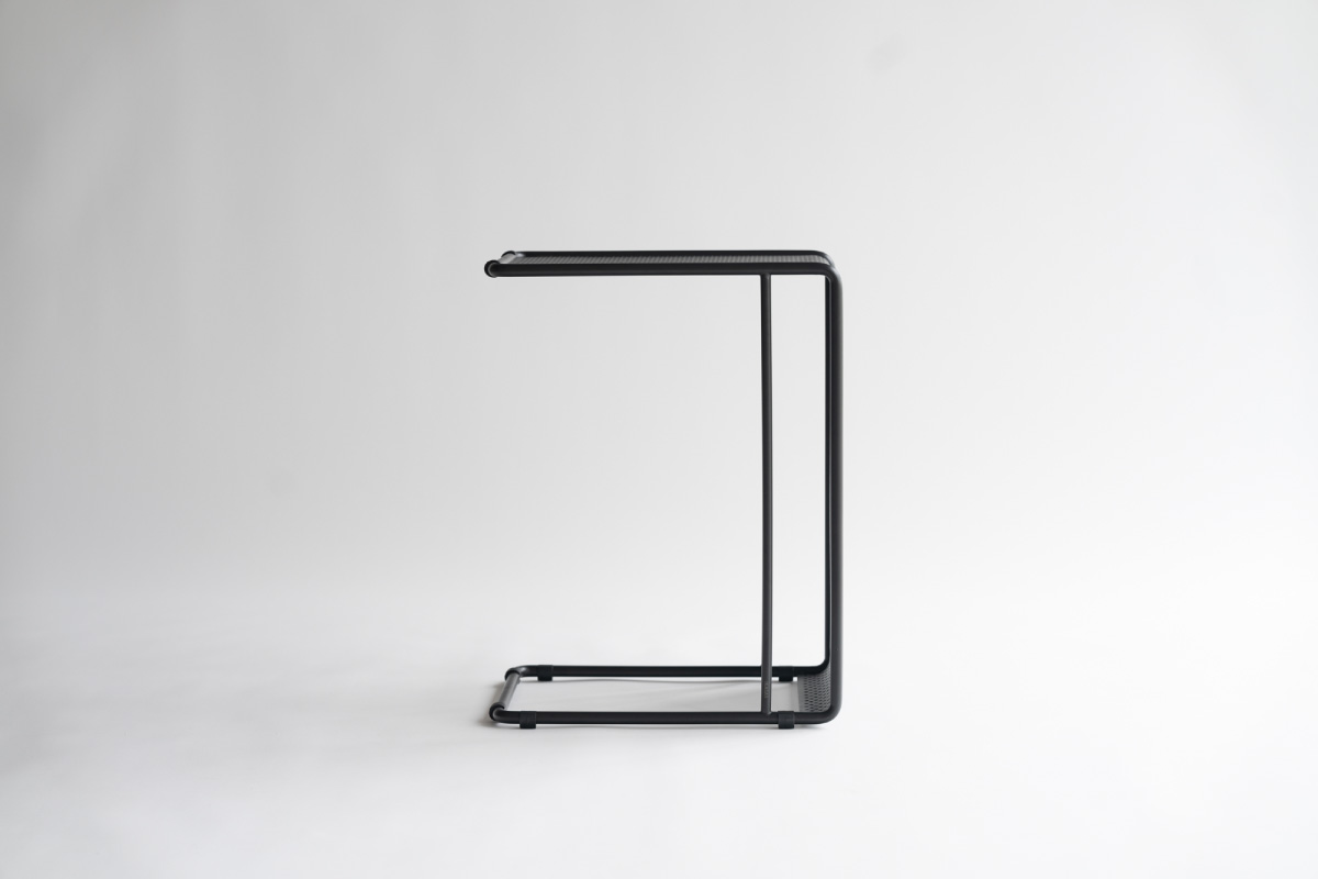 IKASAS | KAIS U SIDE TABLE