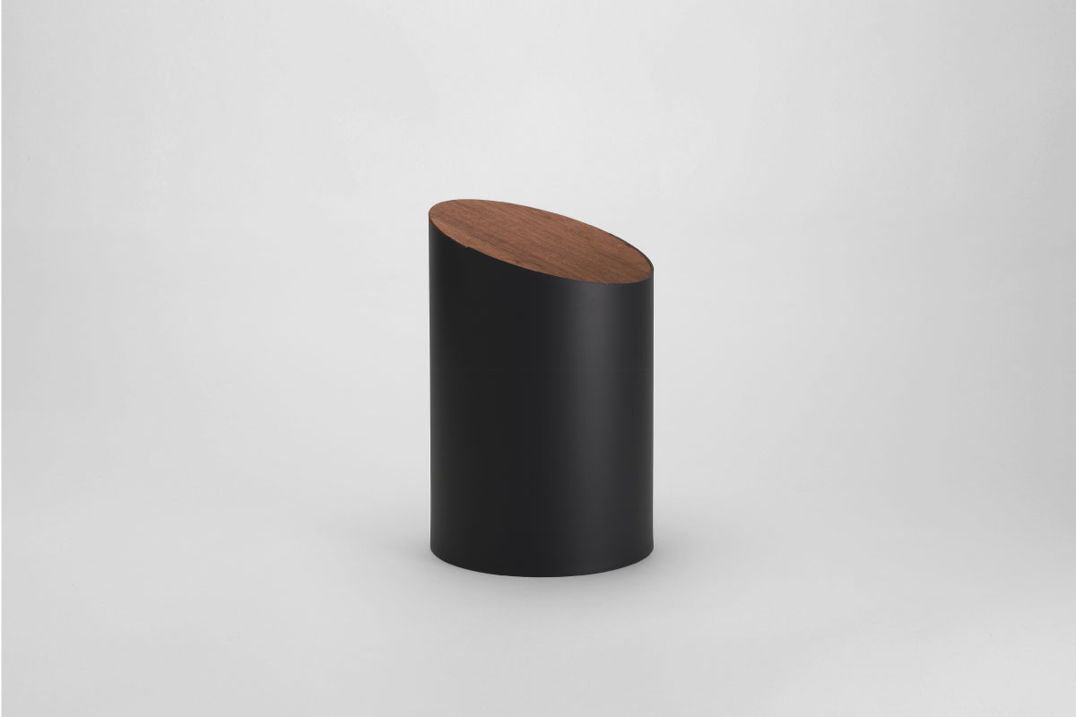 MOHEIM | SWING BIN black / walnut S
