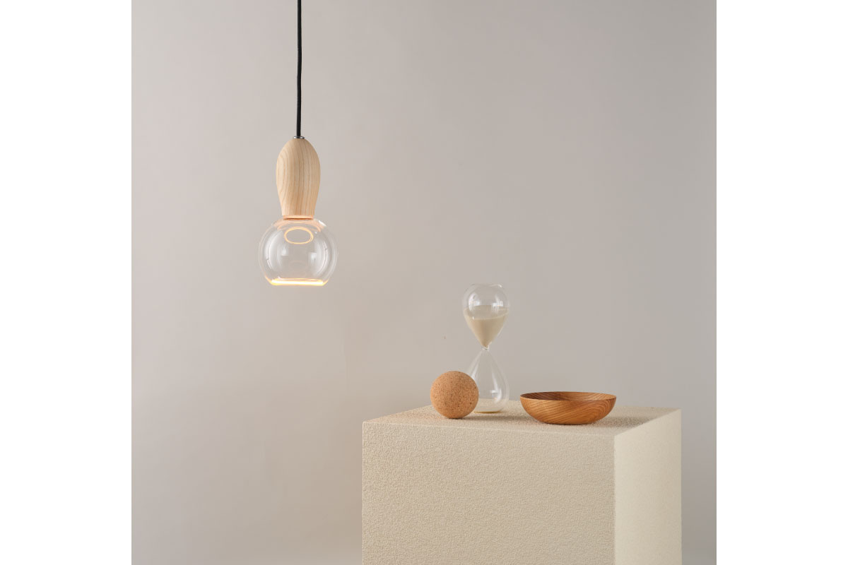 well lit | WOODY ASH