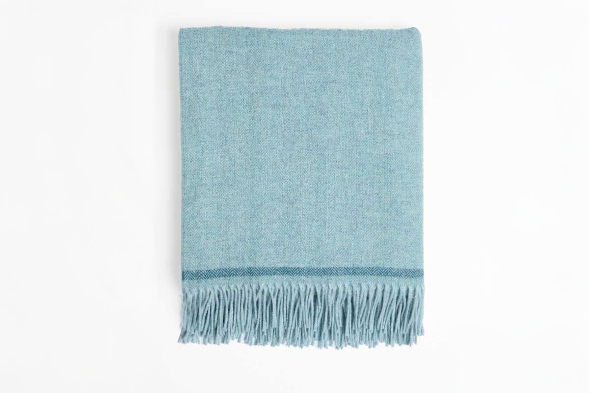 FOXFORD | Lambswool Throw Dunbrody (Aqua with teal stripe)