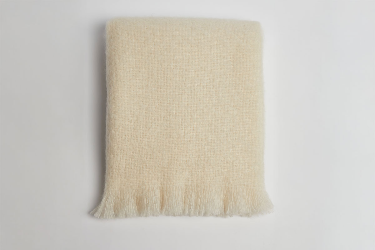 FOXFORD | Mohair Throw Off-White